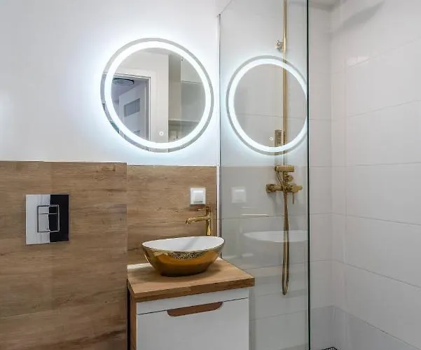 13 Centrum - Mieszkanie Dla 6 Os * 格丁尼亚